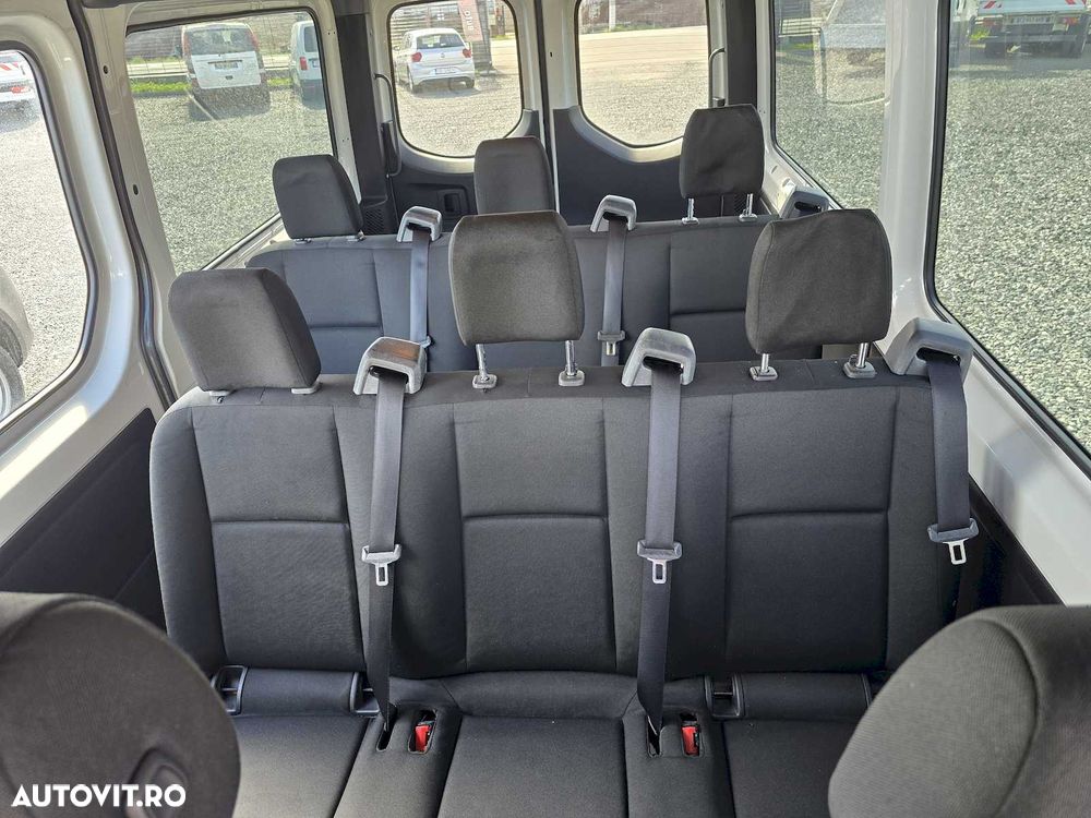 Mercedes-Benz Sprinter - 23