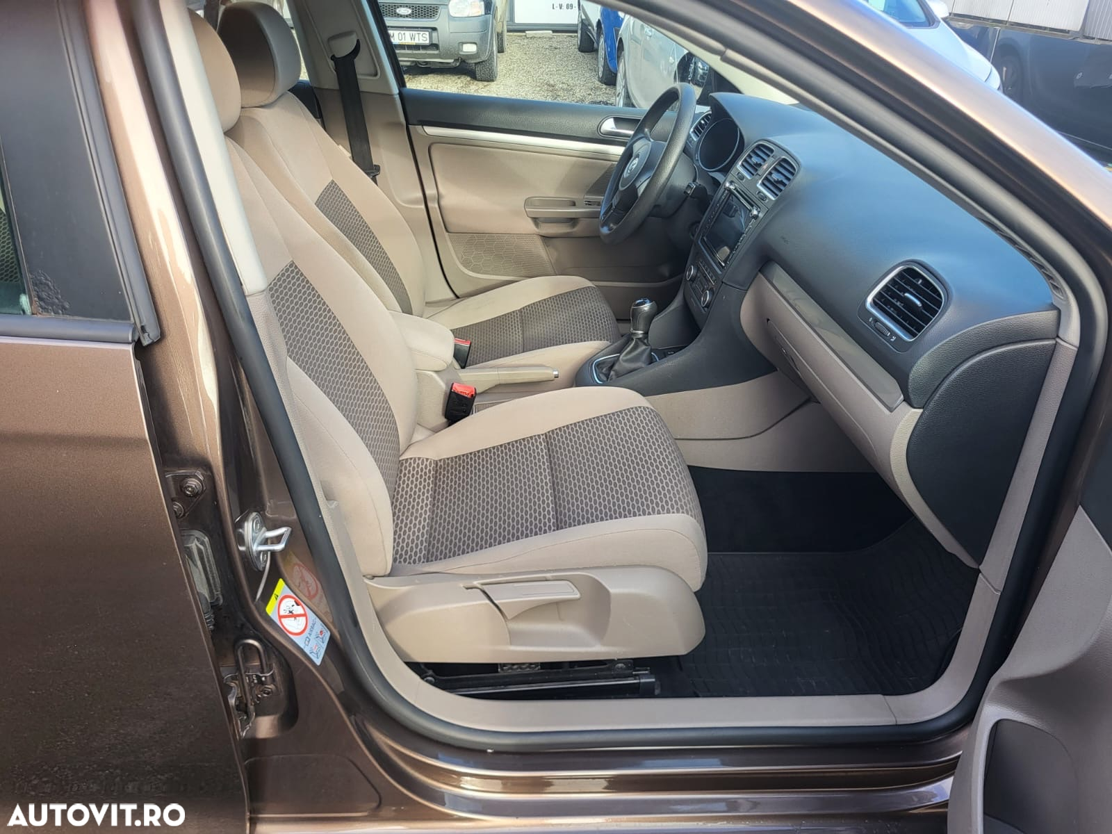 Volkswagen Golf Variant 1.6 TDI DPF Comfortline - 6