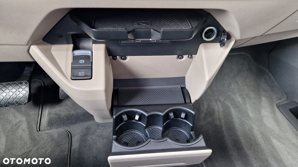 Volkswagen California - 11