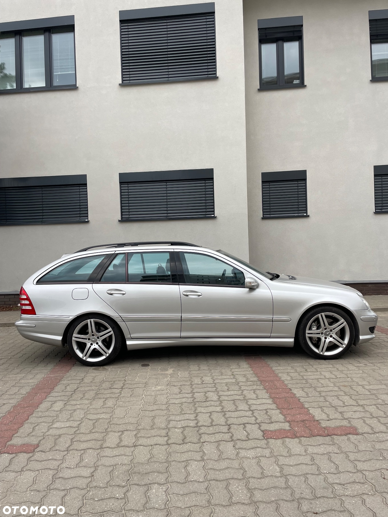 Mercedes-Benz Klasa C 32 T AMG - 6