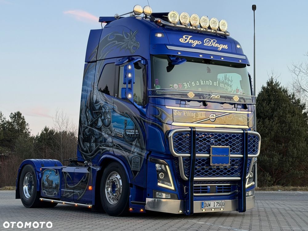 Volvo FH16 750 Show Truck tuning perfekcyjny stan pełna opcja XL - 5