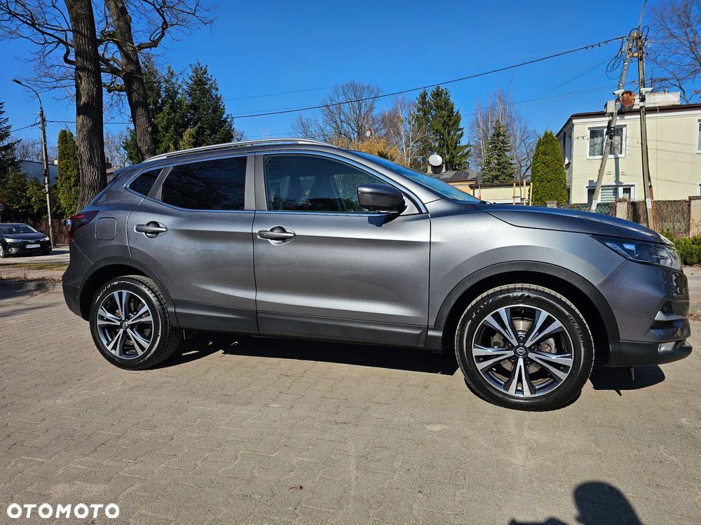 Nissan Qashqai 1.3 DIG-T N-Connecta - 2