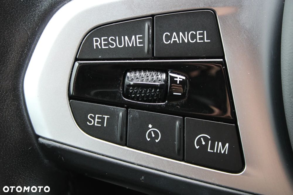 BMW Seria 3 320i M Sport sport - 19