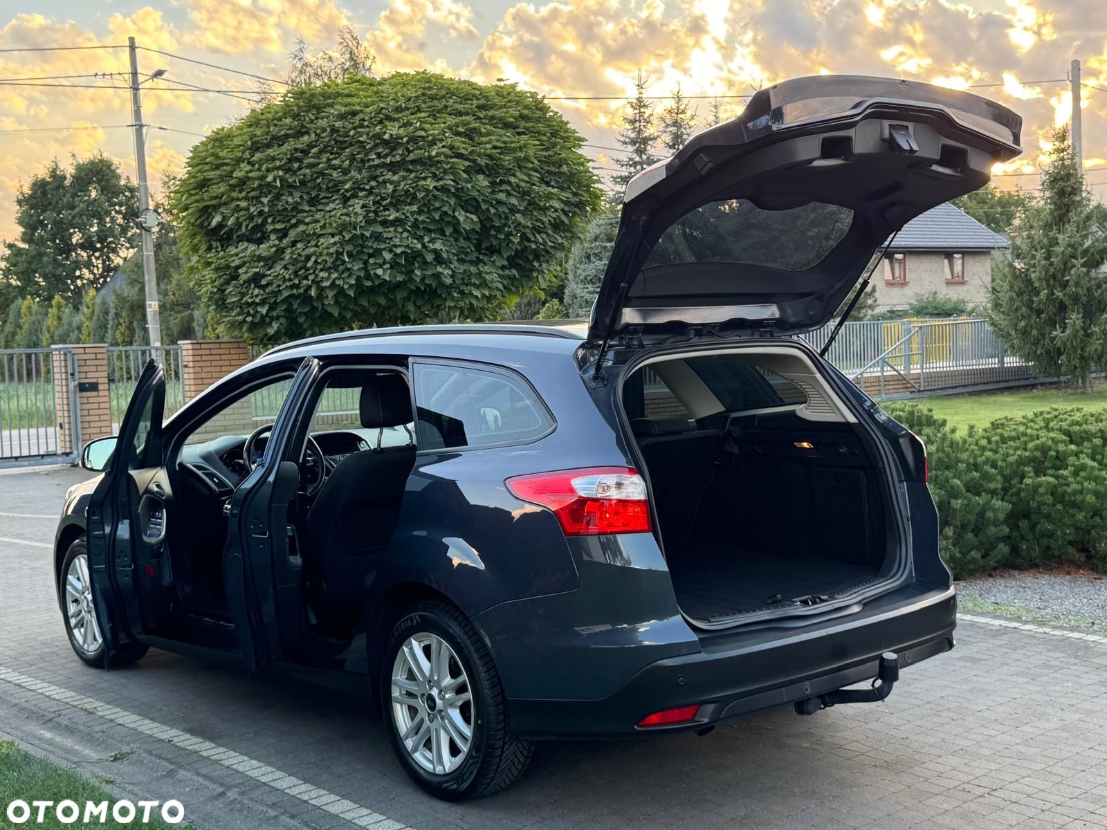 Ford Focus 1.6 TDCi DPF Champions Edition - 16