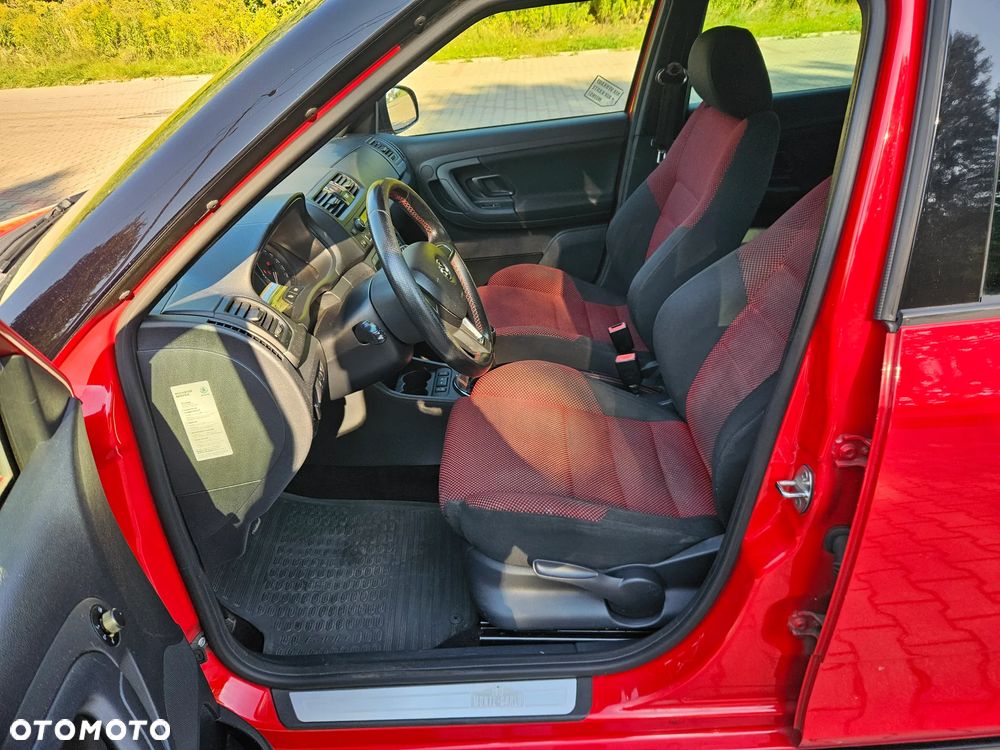 Skoda Fabia - 10