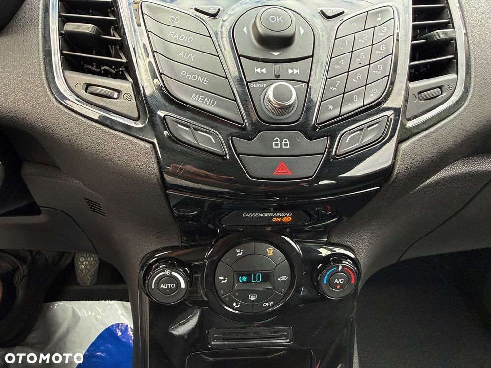 Ford Fiesta 1.5 TDCi St&St Ambiente - 31