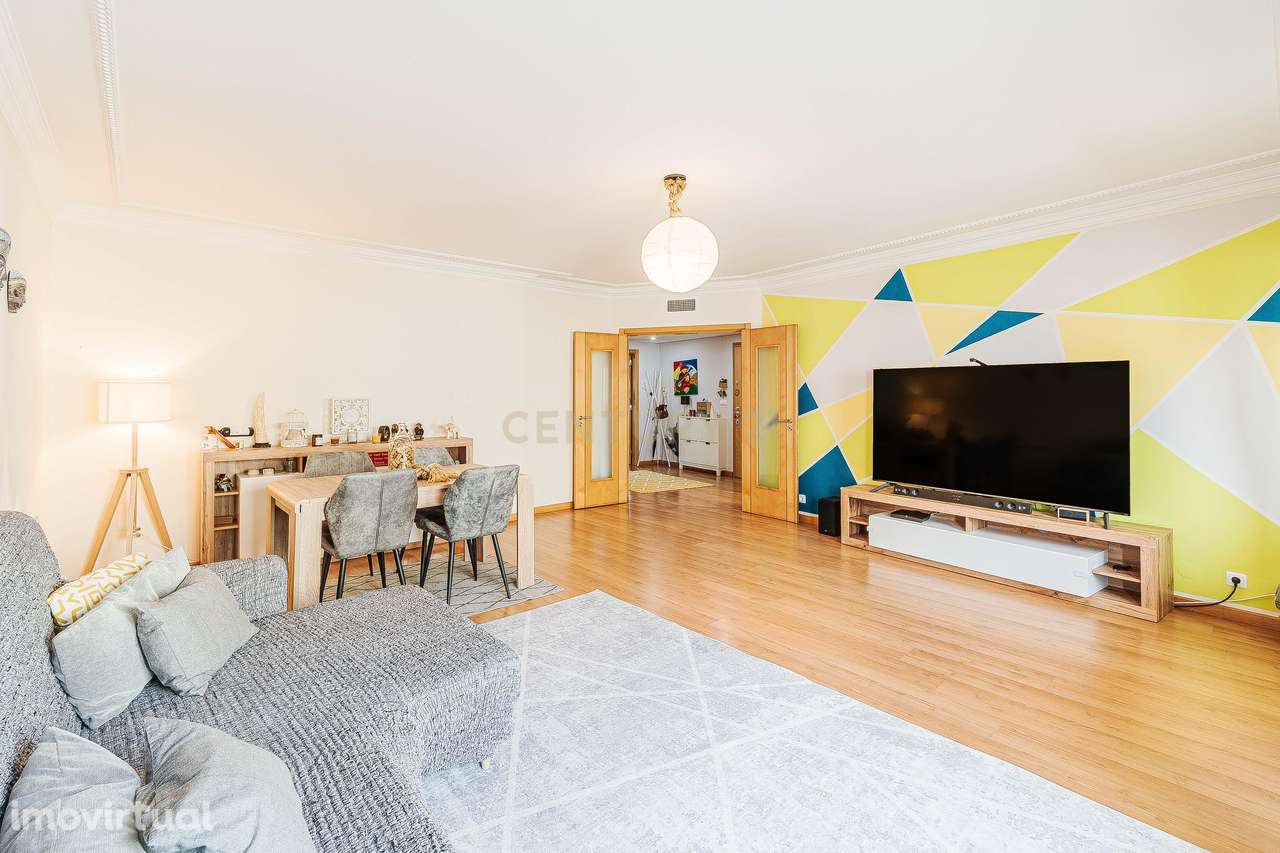 Apartamento T3 com Vista Panorâmica em Vila Franca de Xira - Grande imagem: 4/27