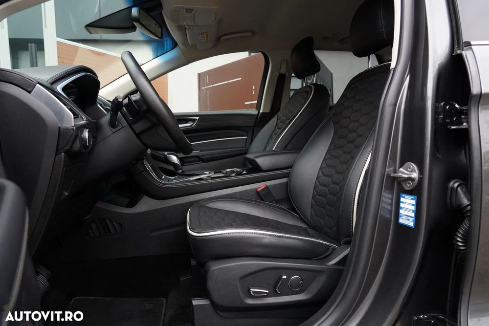 Ford Edge - 4