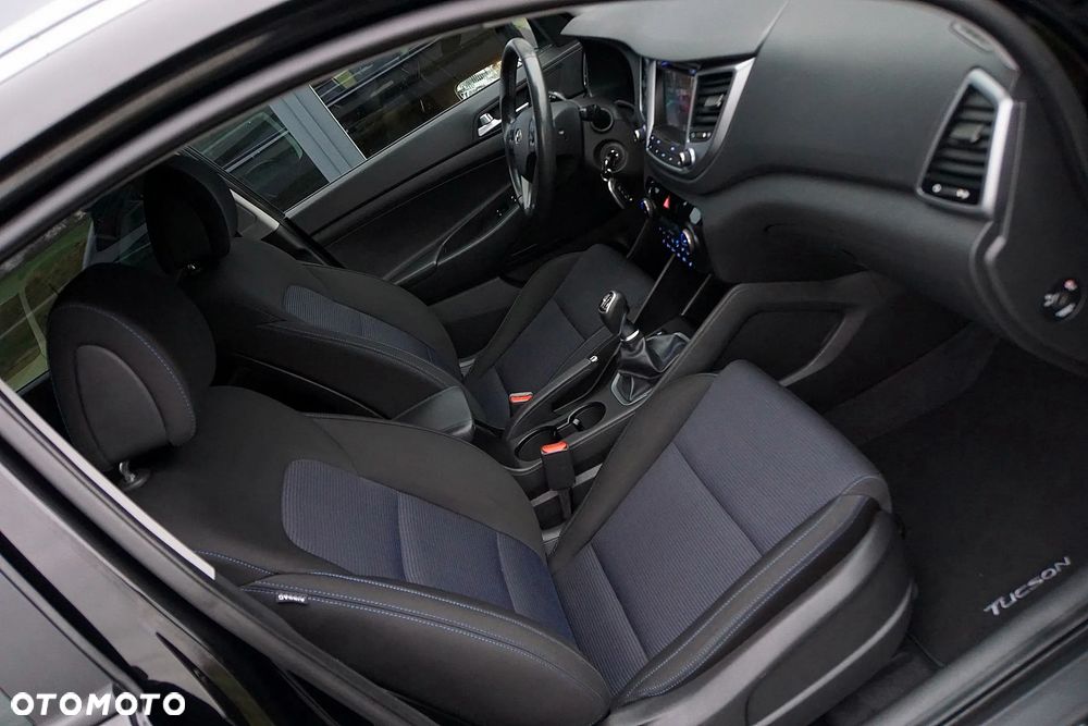 Hyundai Tucson 1.6 Turbo 4WD Advantage - 24