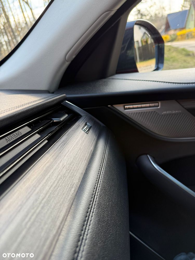 Jaguar F-Pace P250 AWD S - 16