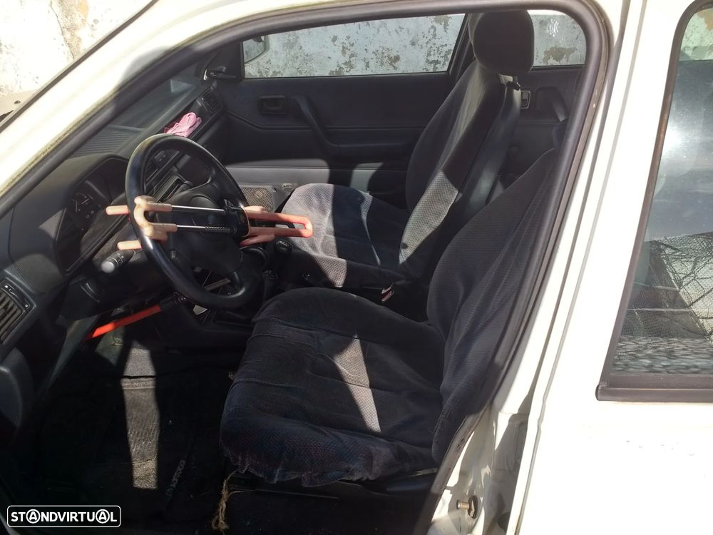 Ford Fiesta - 3