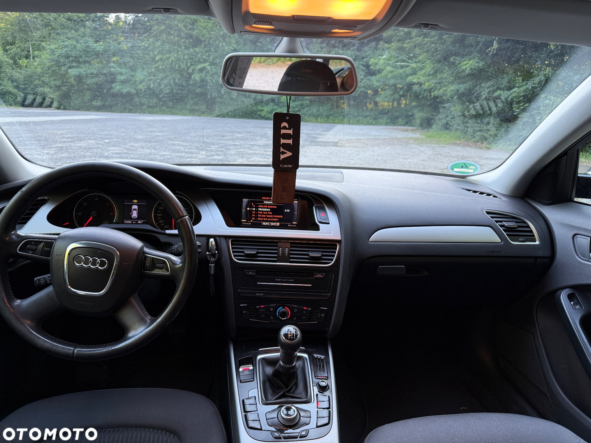 Audi A4 Avant 2.0 TDI DPF - 8