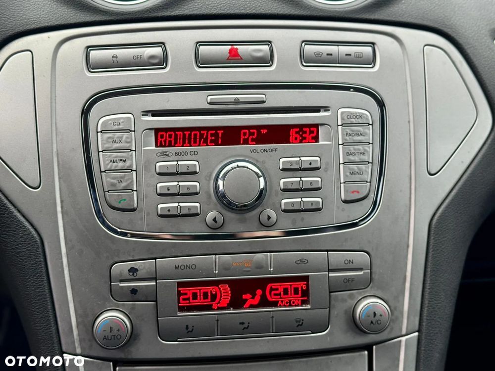 Ford Mondeo 2.0 FF Platinium X Plus (Titanium) - 25