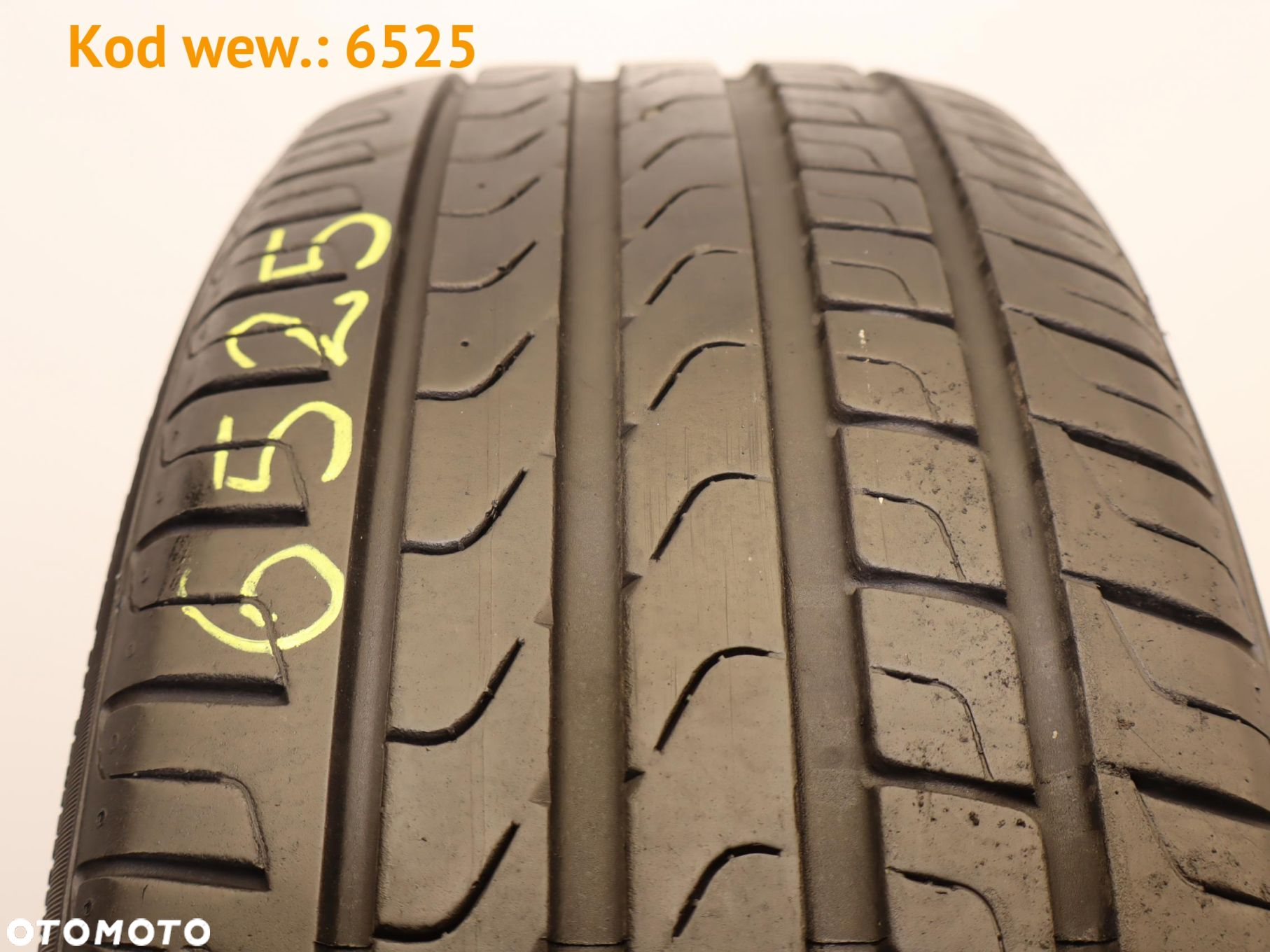 Pirelli Cinturato P7 - 225/60 R17 - 7