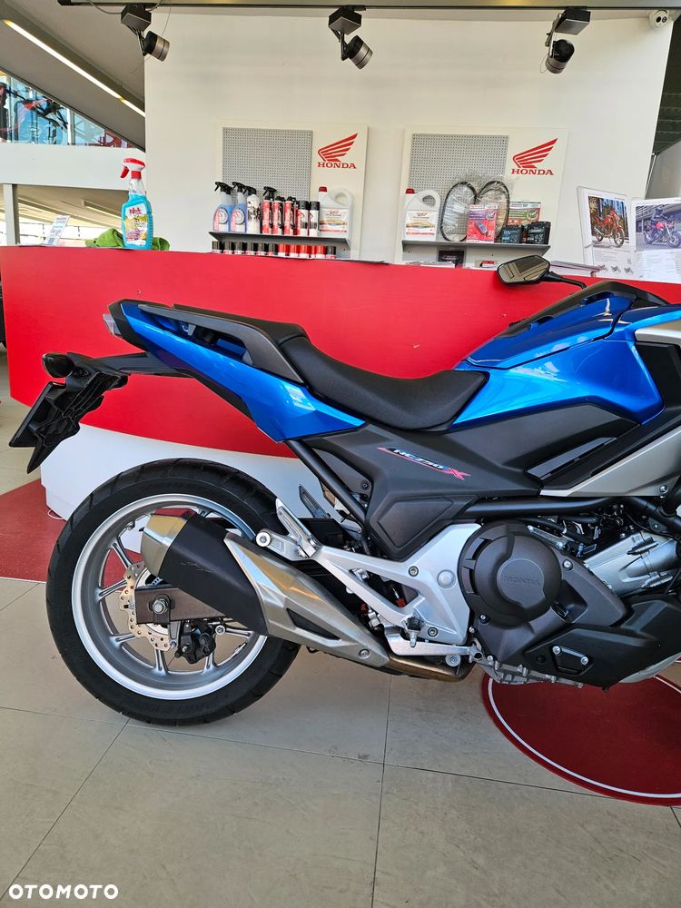 Honda NC - 6