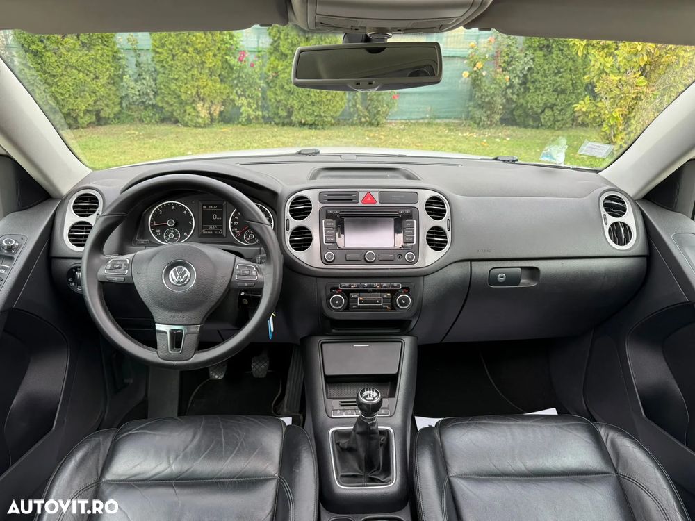 Volkswagen Tiguan 2.0 TDI DPF BlueMotion Technology Exclusive - 5