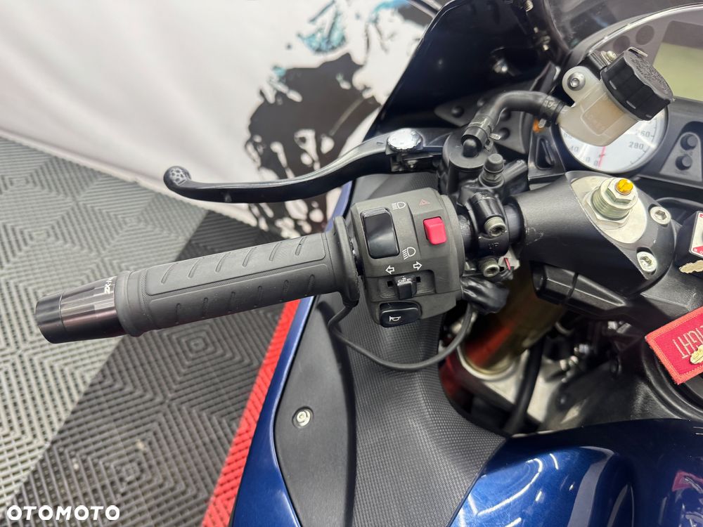 Kawasaki ZZR - 26