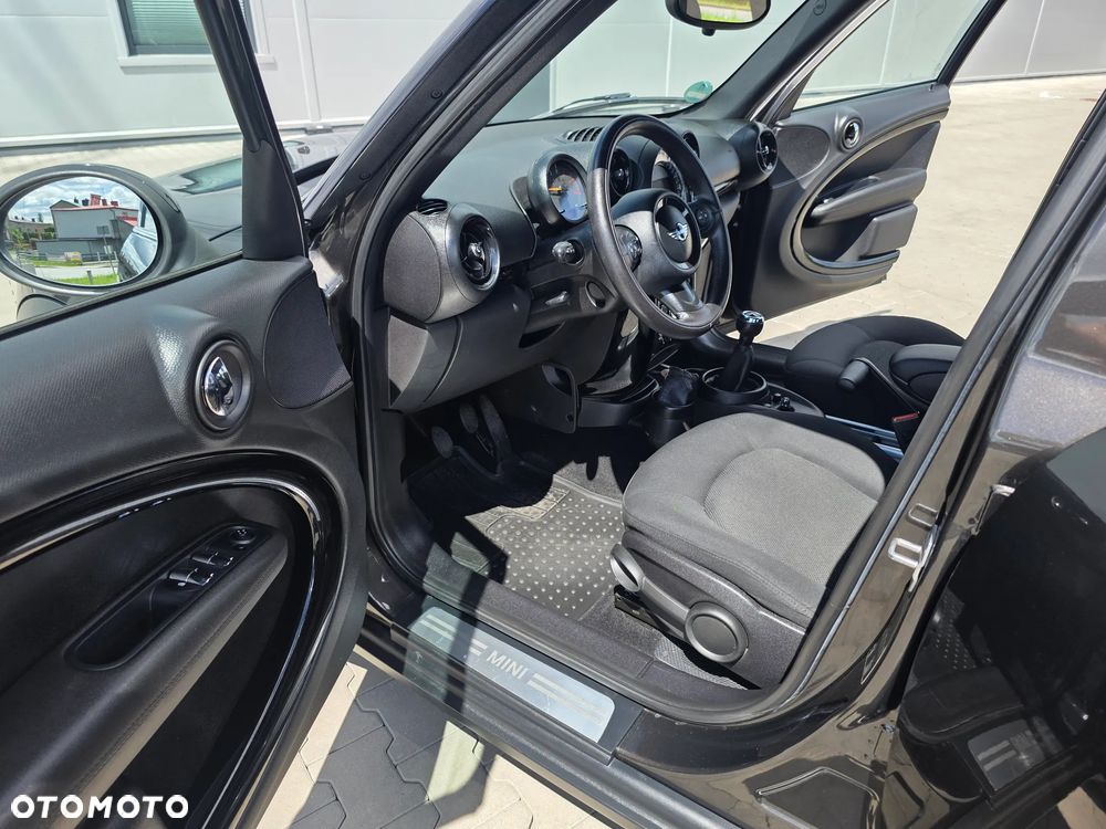 MINI Countryman Cooper D - 24