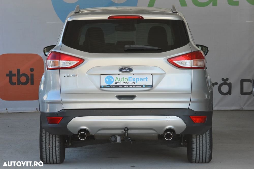 Ford Kuga 2.0 TDCi 2x4 Black & Silver - 24