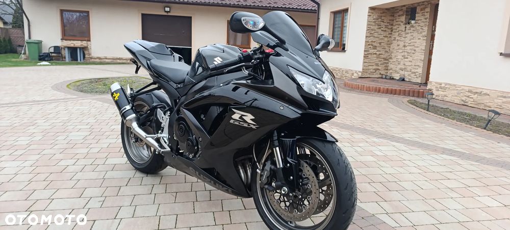 Suzuki GSX-R - 9