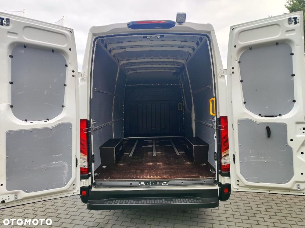 Iveco Daily - 22