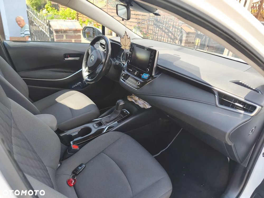 Toyota Corolla 1.8 Hybrid Comfort - 6