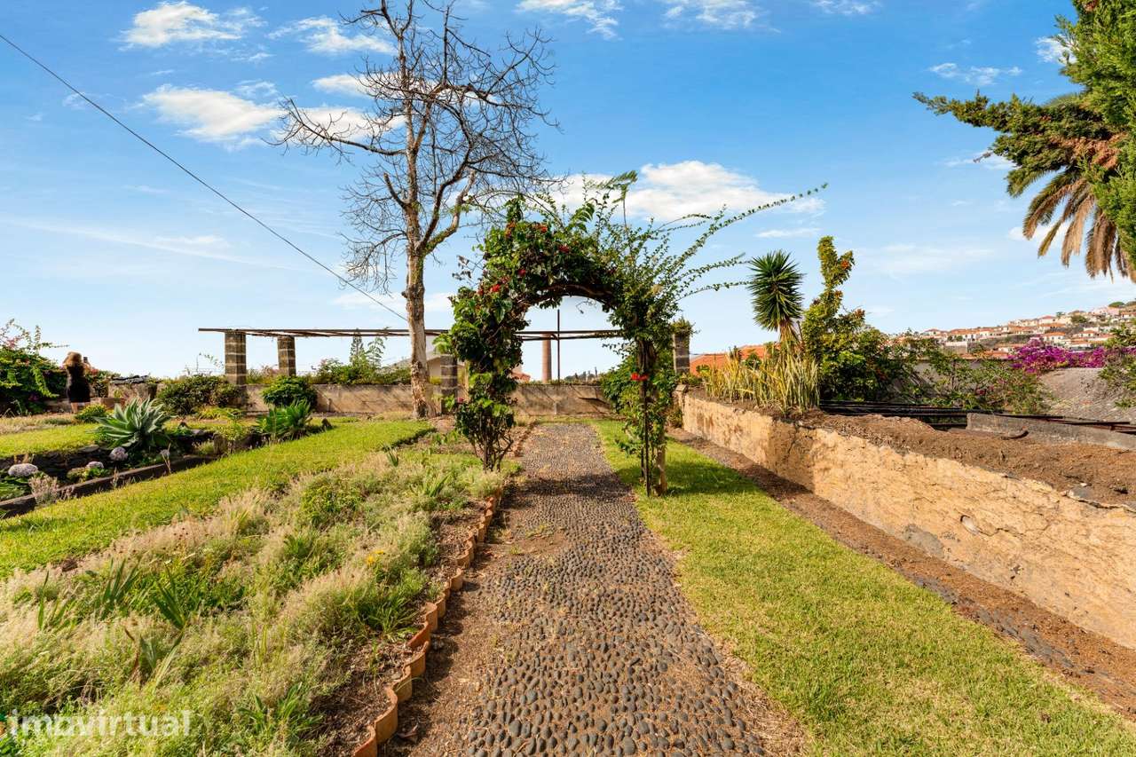 Quinta da Cova | Casa senhorial T6 sobre o Funchal - Grande imagem: 5/30