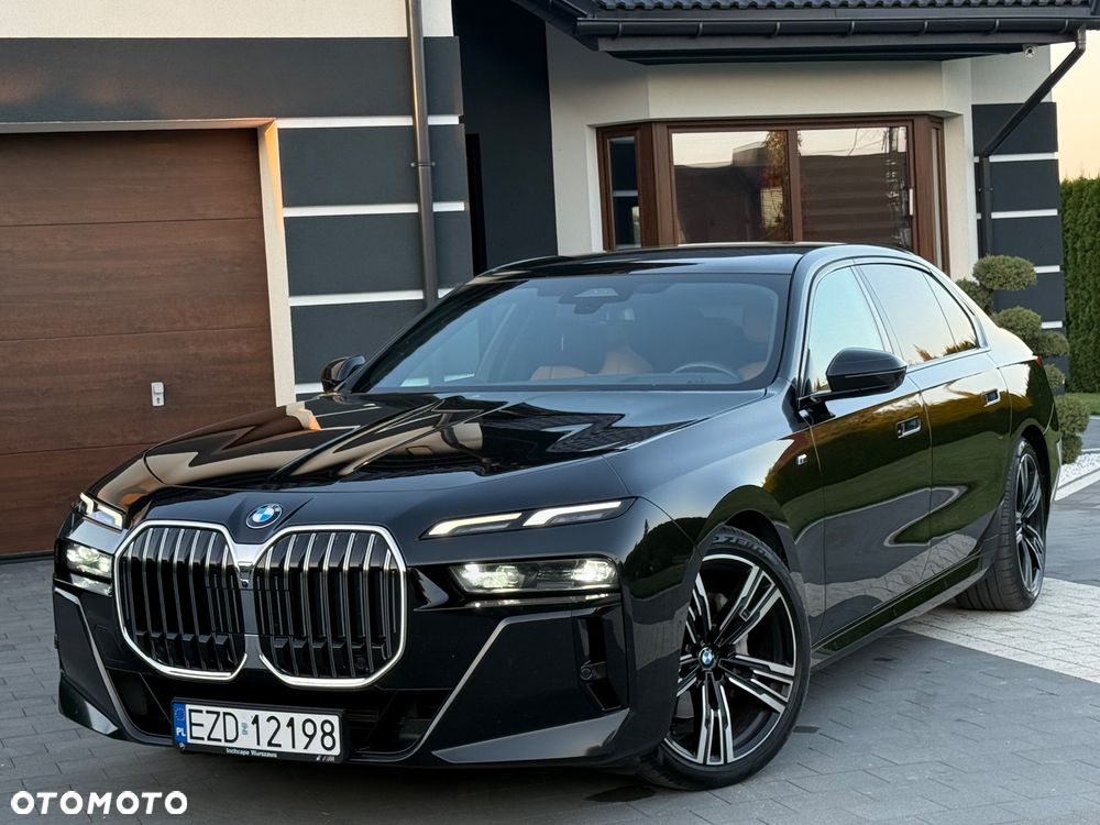 BMW Seria 7 730d xDrive sport - 17