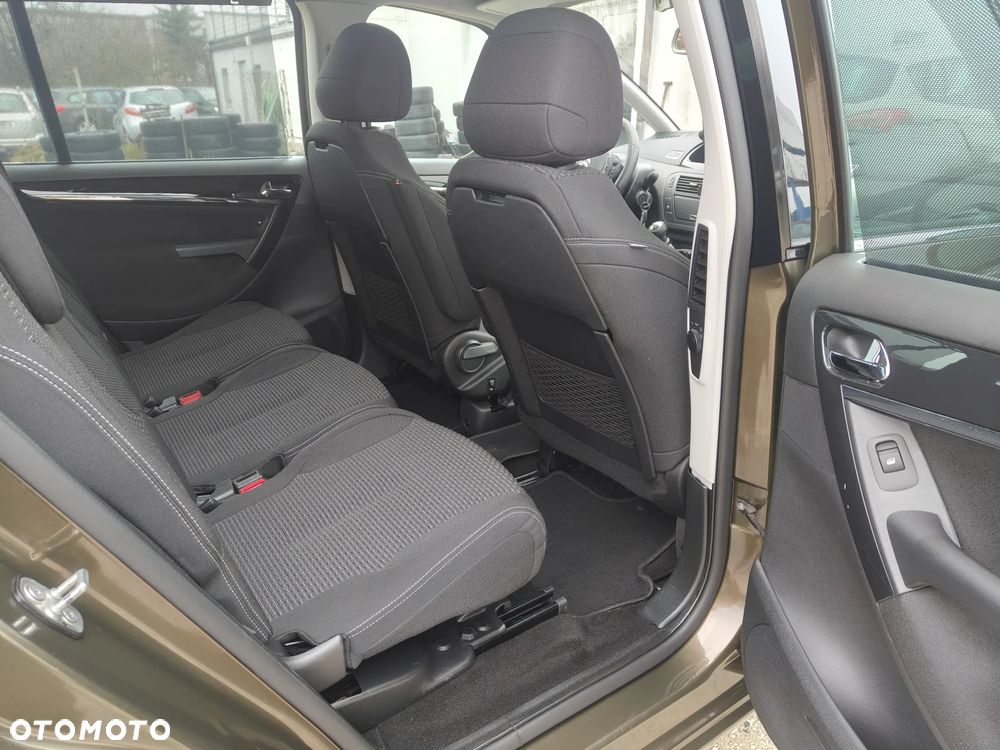 Citroën C4 Grand Picasso - 17