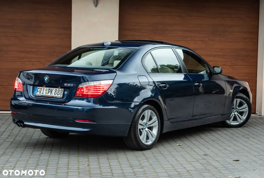 BMW Seria 5 530i Edition Exclusive - 9