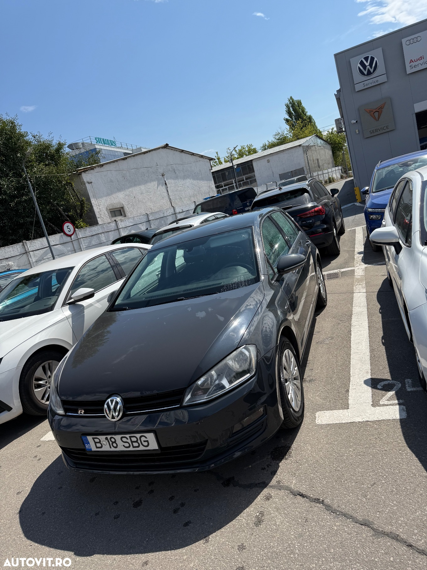 Volkswagen Golf 1.6 TDI DPF BMT Trendline - 16