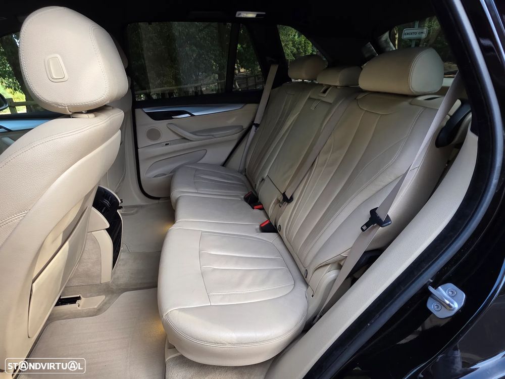 BMW X5 25 d sDrive Comfort 7L - 8