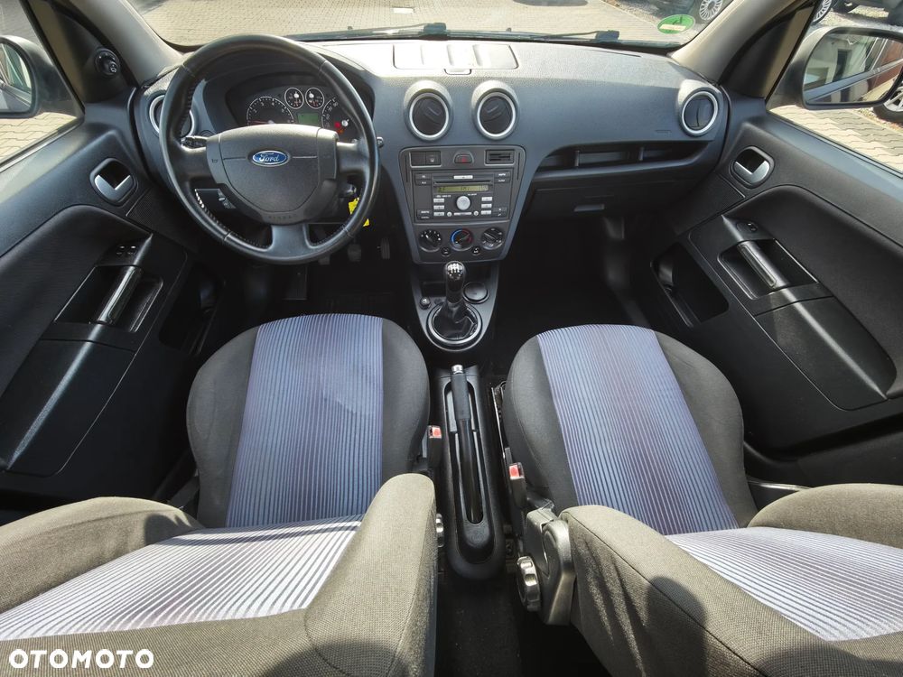 Ford Fusion 1.4 Ambiente - 26