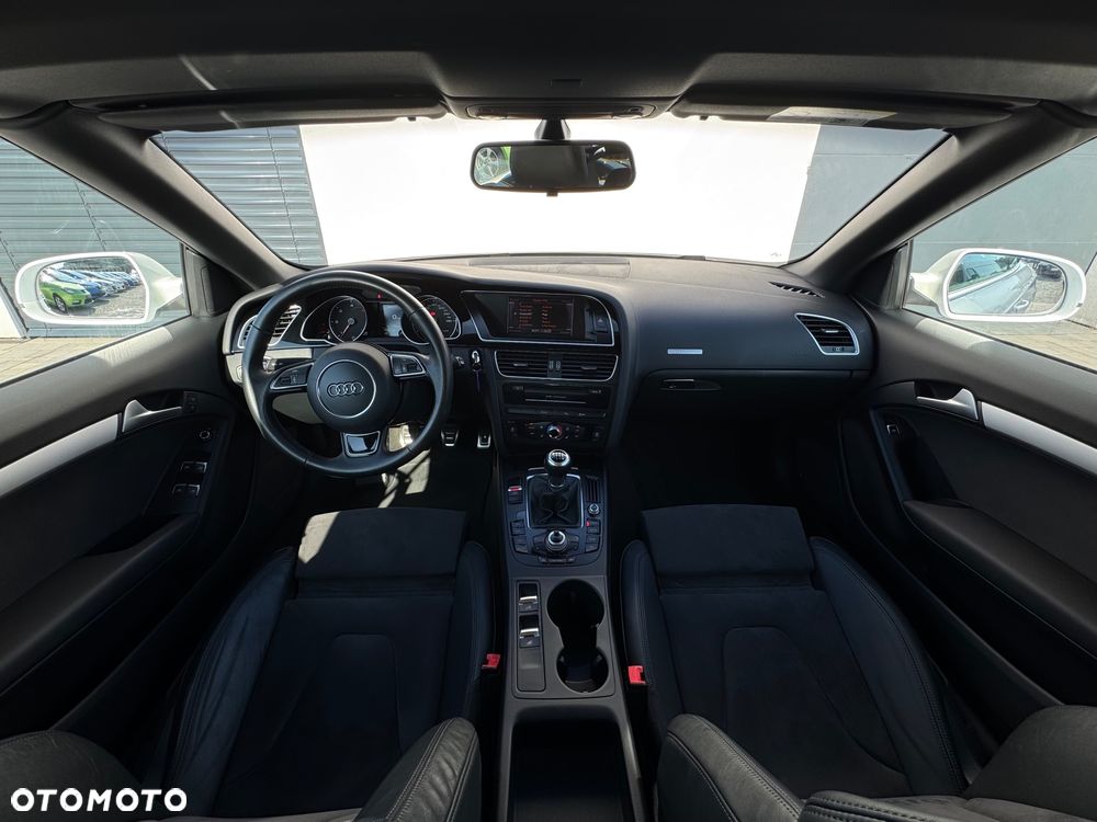 Audi A5 Cabrio 2.0 TDI - 8
