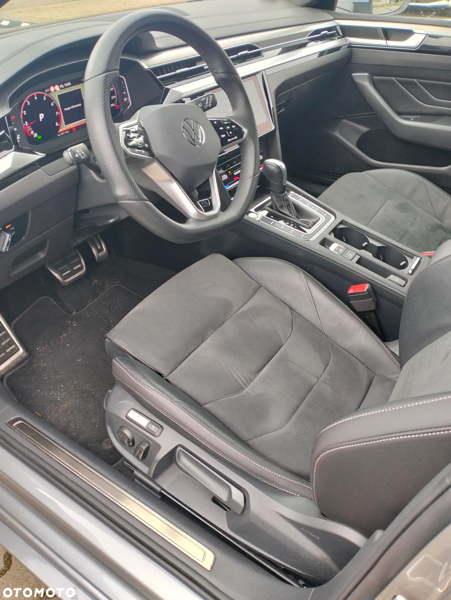 Volkswagen Arteon 2.0 TSI R-Line DSG - 11