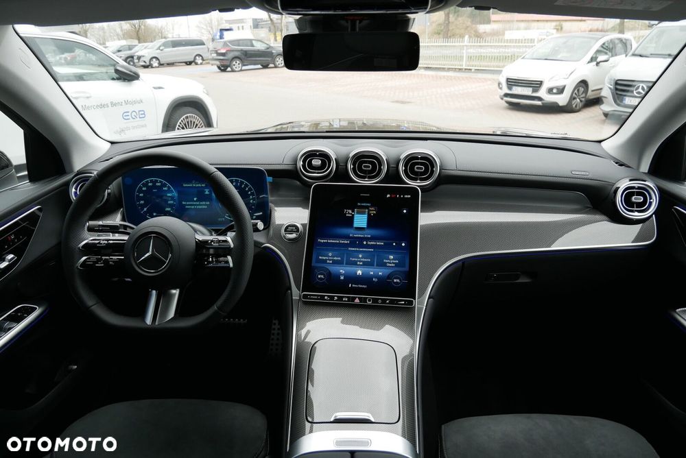 Mercedes-Benz GLC - 12