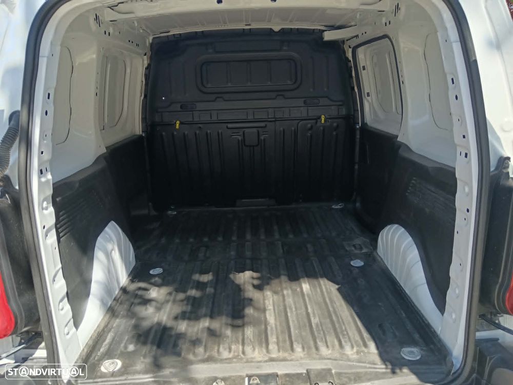 Toyota Proace City 1.5 D  3 LUGARES - 8