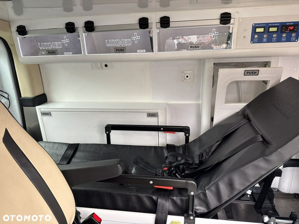Ford Transit Connect - 20
