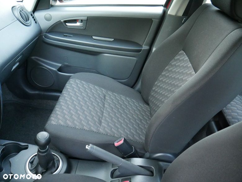 Suzuki SX4 1.6 VVT 4x2 Comfort - 20