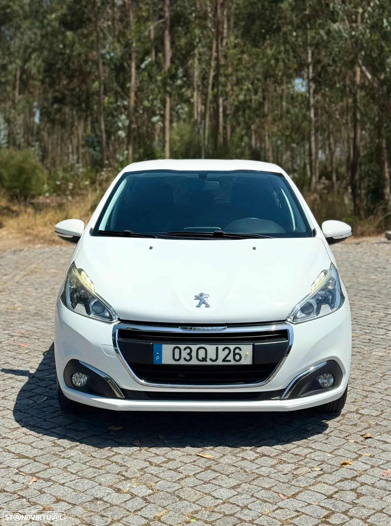 Peugeot 208 1.2 PureTech Allure - 2
