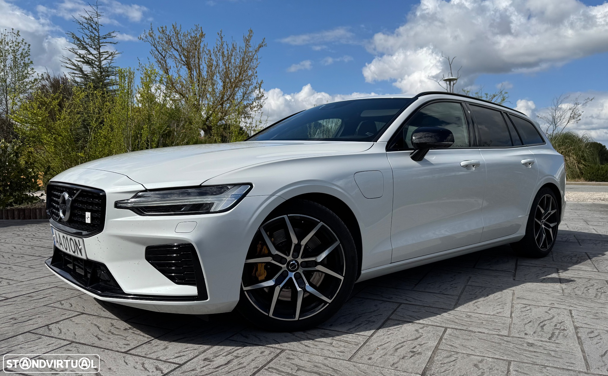 Volvo V60 2.0 T8 AWD TE Polestar Engine - 5