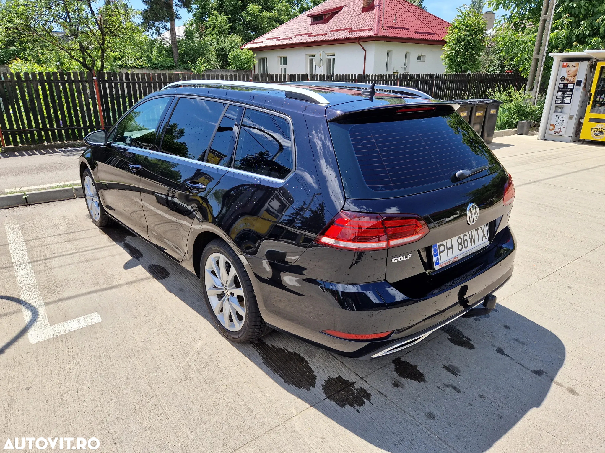 Volkswagen Golf 1.6 TDI DSG Highline - 4