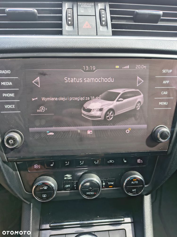 Skoda Octavia 2.0 TDI Style DSG - 17
