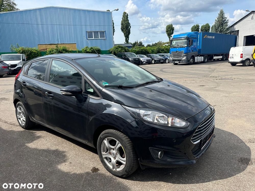 Ford Fiesta 1.0 EcoBoost Start-Stop Champions Edition - 5