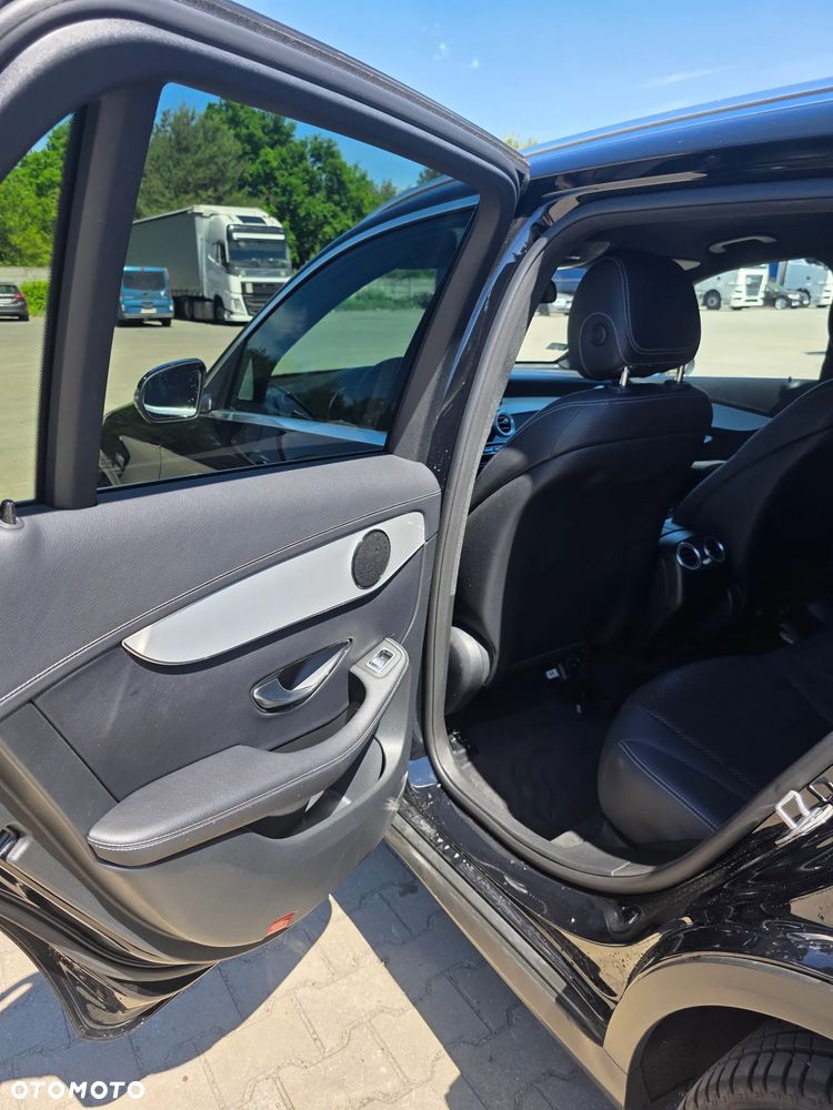 Mercedes-Benz GLC 250 4-Matic - 16