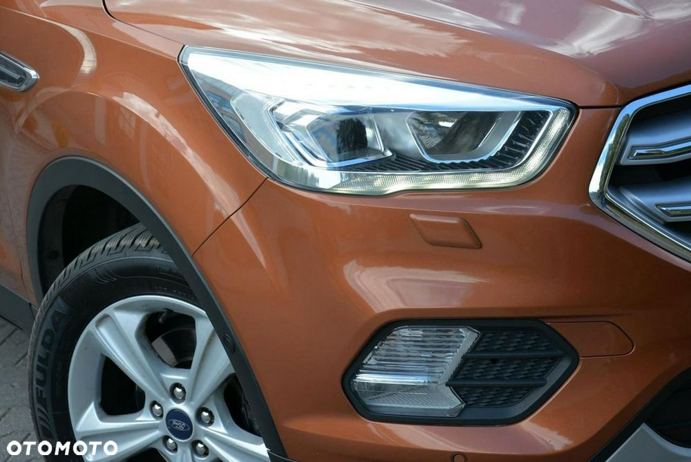 Ford Kuga 1.5 EcoBoost 2x4 Titanium - 7
