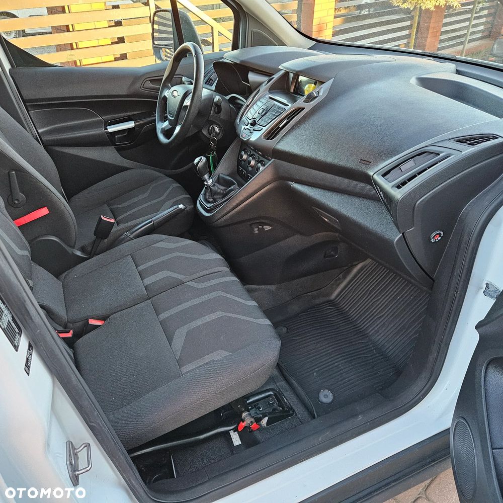Ford Transit Connect - 12