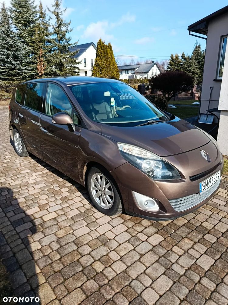 Renault Scenic - 1