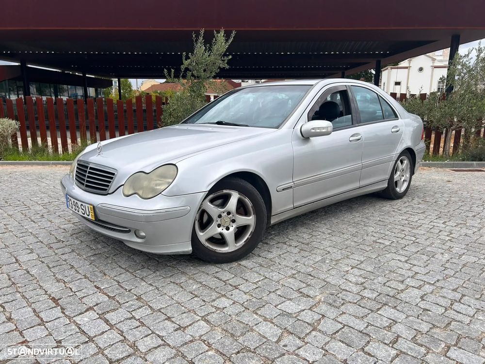 Mercedes-Benz C 200 - 1