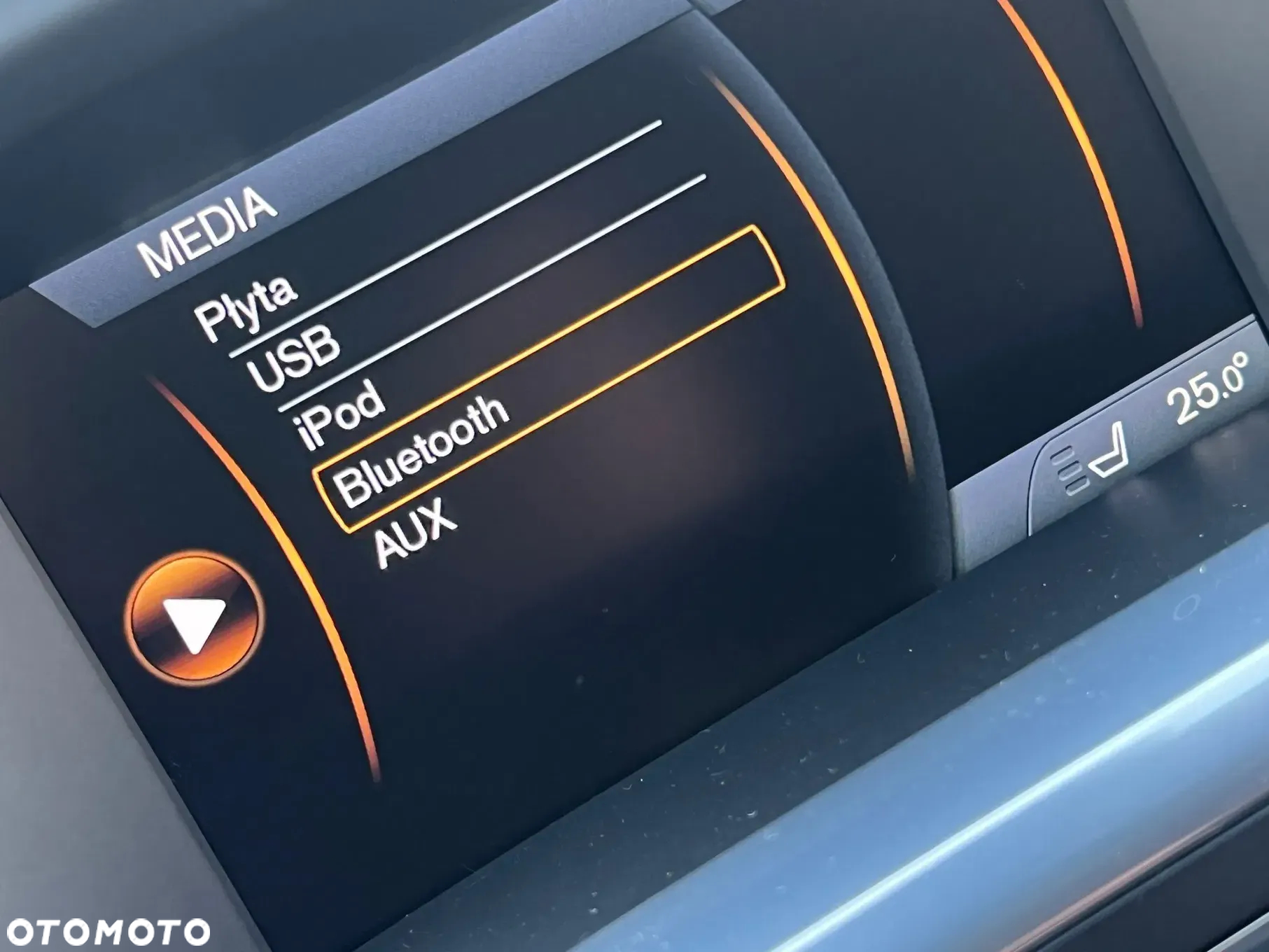 Volvo V60 D6 AWD Plug-in Hybrid Summum - 32